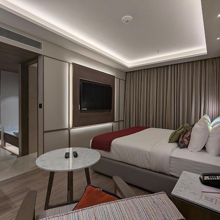 Boulevard 9 Luxury Resort & Spa Nadiad Экстерьер фото