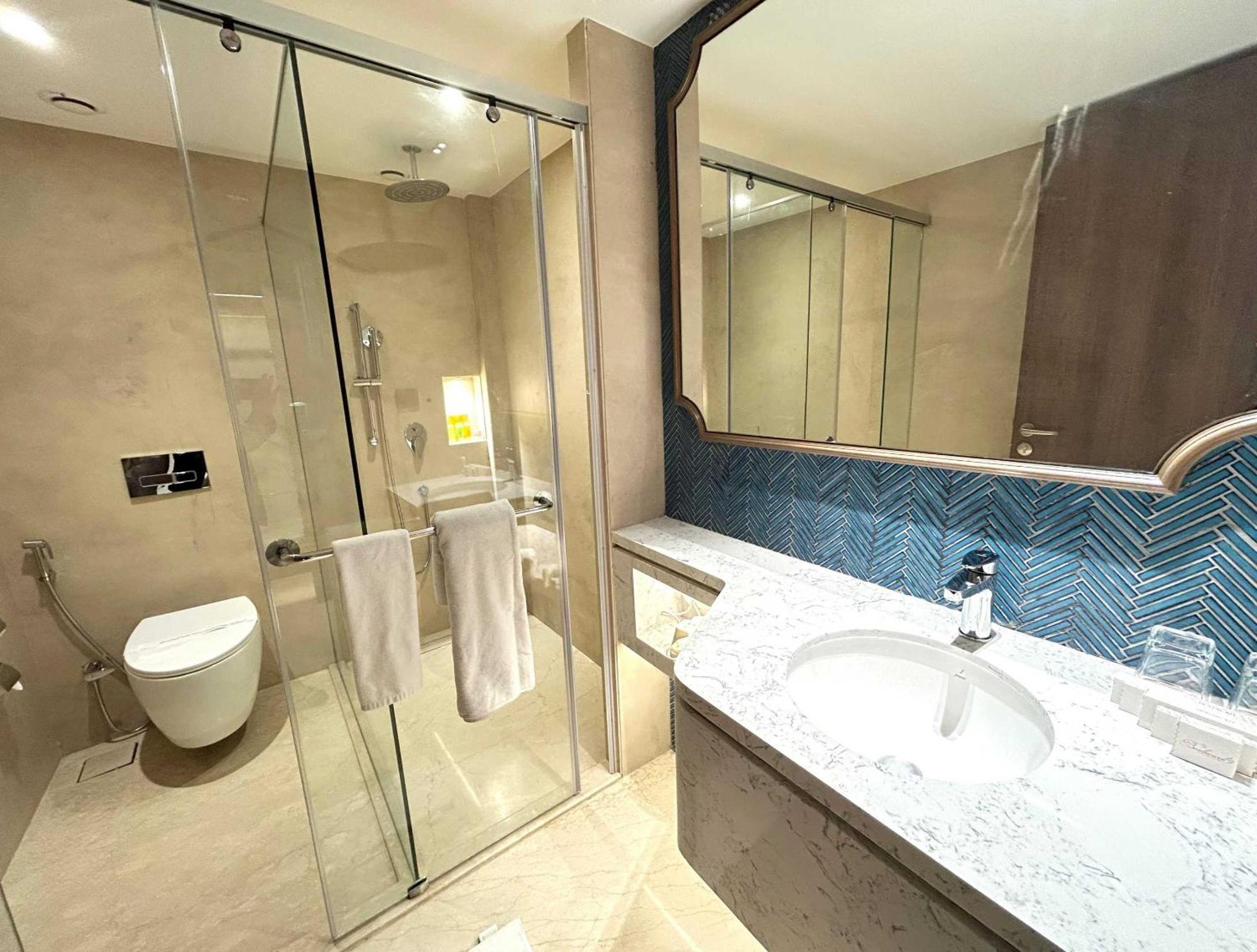 Boulevard 9 Luxury Resort & Spa Nadiad Экстерьер фото