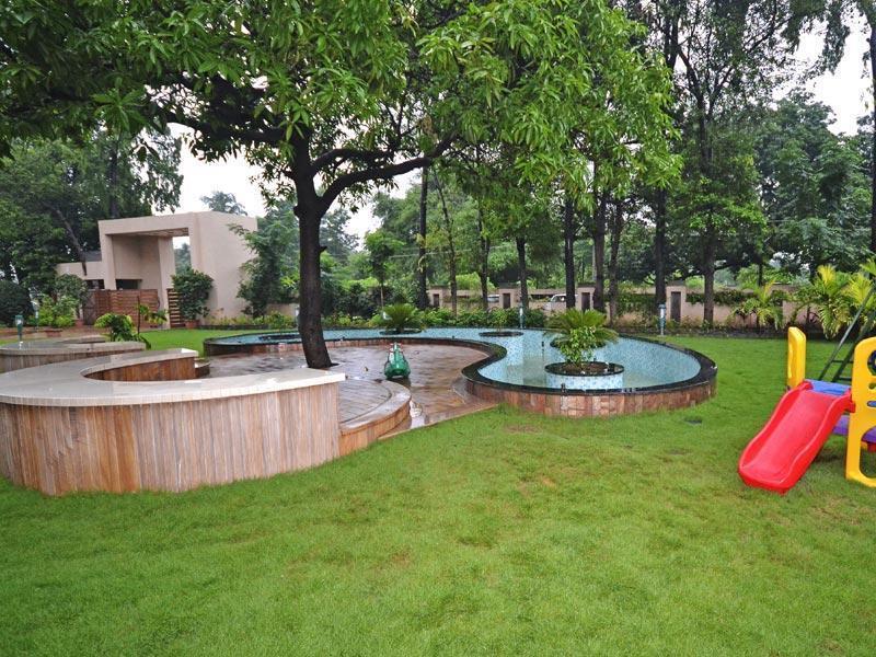 Boulevard 9 Luxury Resort & Spa Nadiad Экстерьер фото