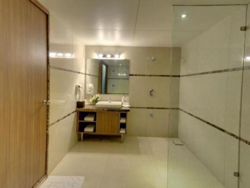 Boulevard 9 Luxury Resort & Spa Nadiad Экстерьер фото